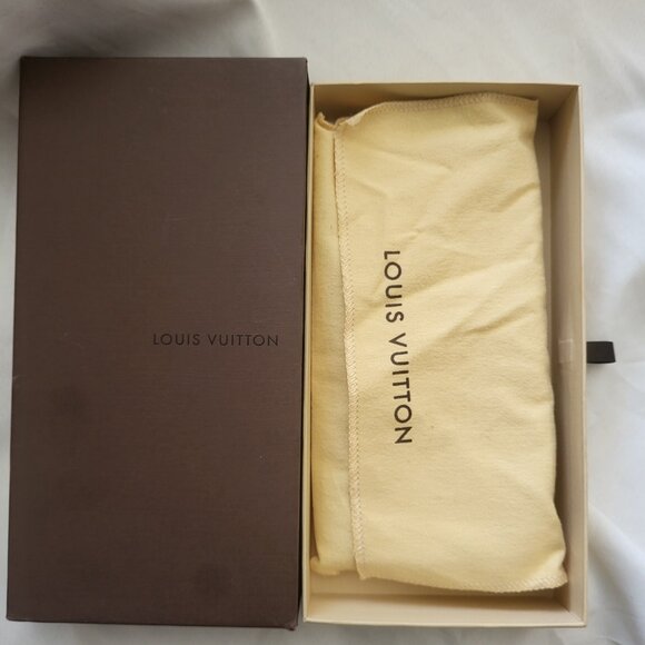 Louis Vuitton clemence wallet in fuchsia - Picture 9 of 9